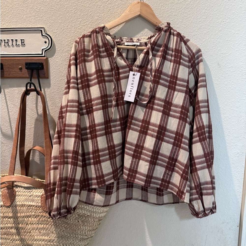 NWT Neuflora Blouse